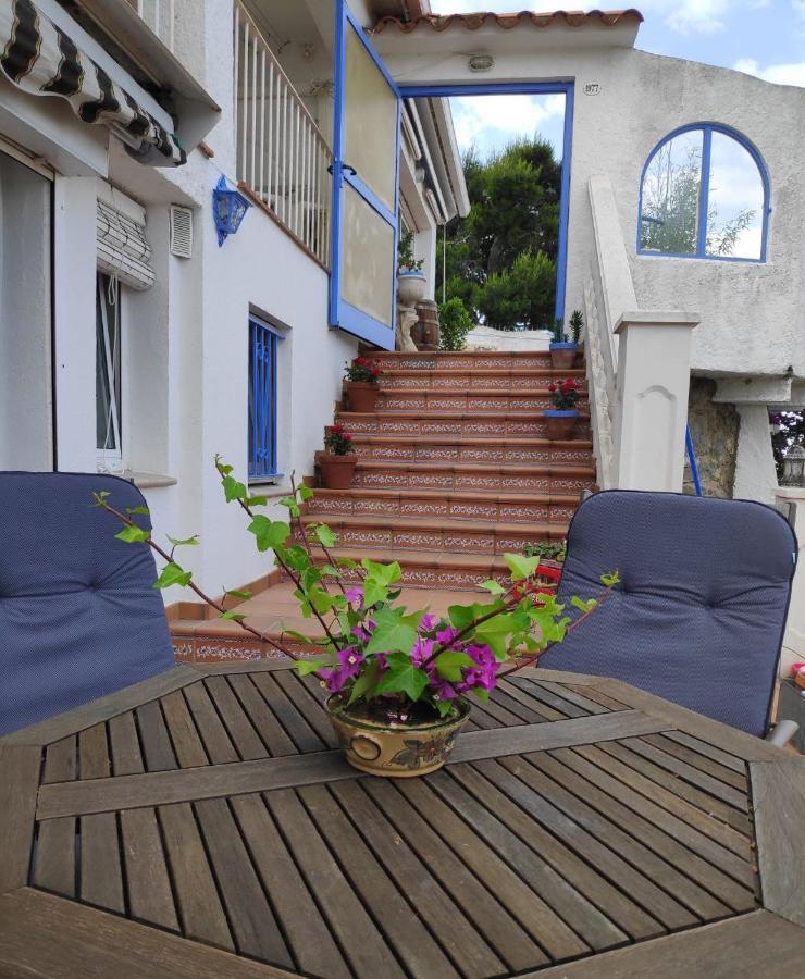 Can Blau Roses Exterior photo